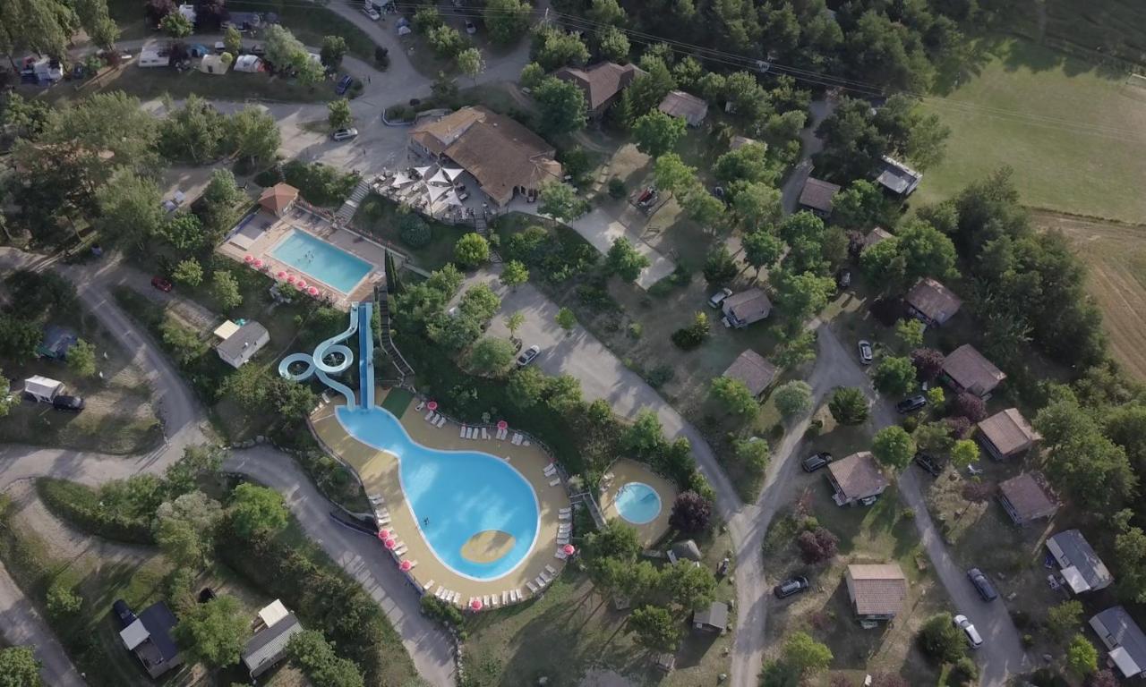 Camping Le Couriou Recoubeau-Jansac Kültér fotó