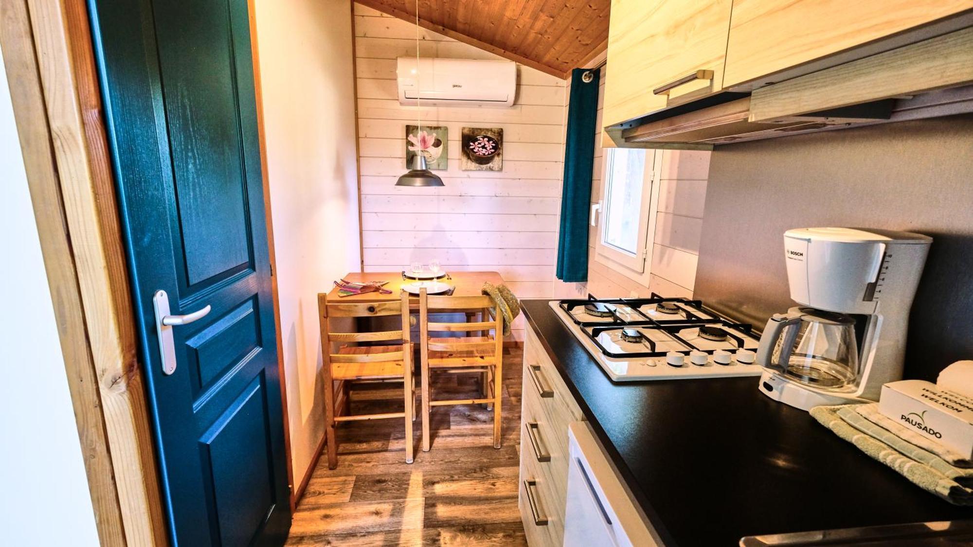 Camping Le Couriou Recoubeau-Jansac Kültér fotó