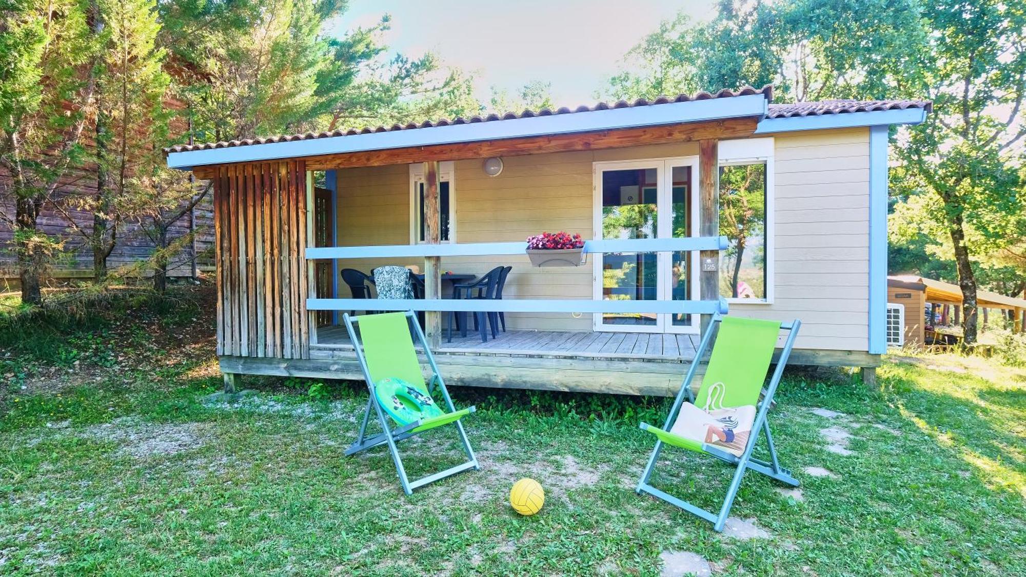 Camping Le Couriou Recoubeau-Jansac Kültér fotó